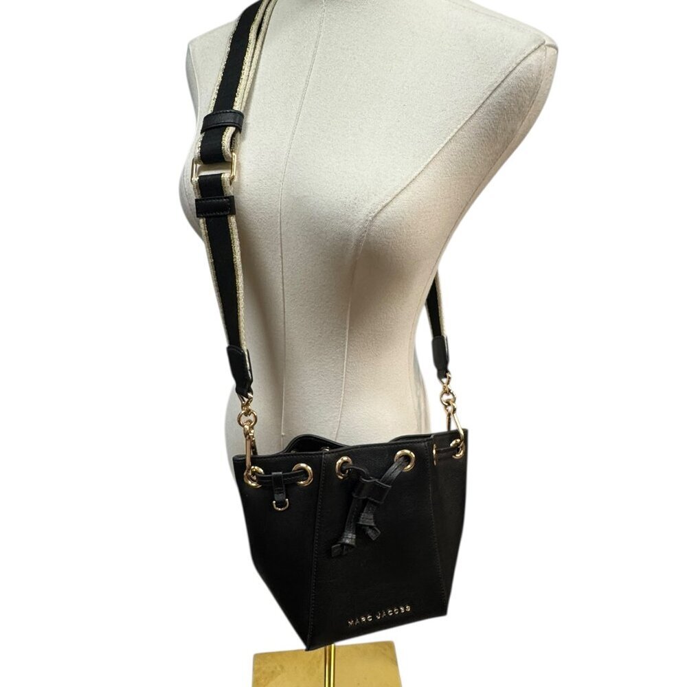 Marc Jacobs Black Leather Mini Bucket Bag Crossbody Gold Hardware – EUC